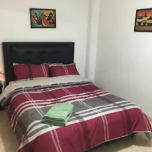Quarto em Acomodações Particulares Dorado Airport &, Bogotá